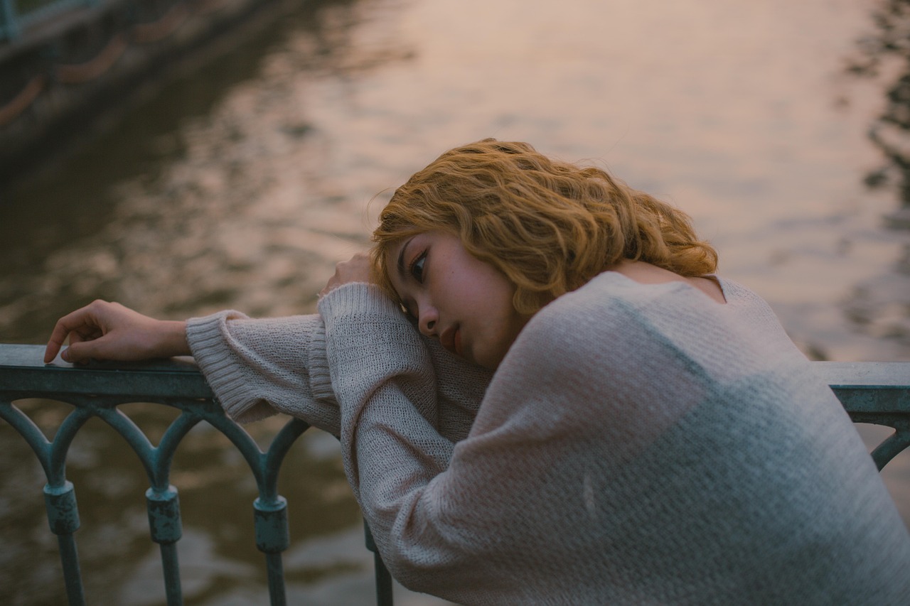 entdecken sie die auswirkungen von digitalem stress auf ihr leben und wie sie diesen in der heutigen vernetzten welt bewältigen können. erfahren sie effektive strategien zur reduzierung von stress durch digitale technologien und verbessern sie ihr wohlbefinden.