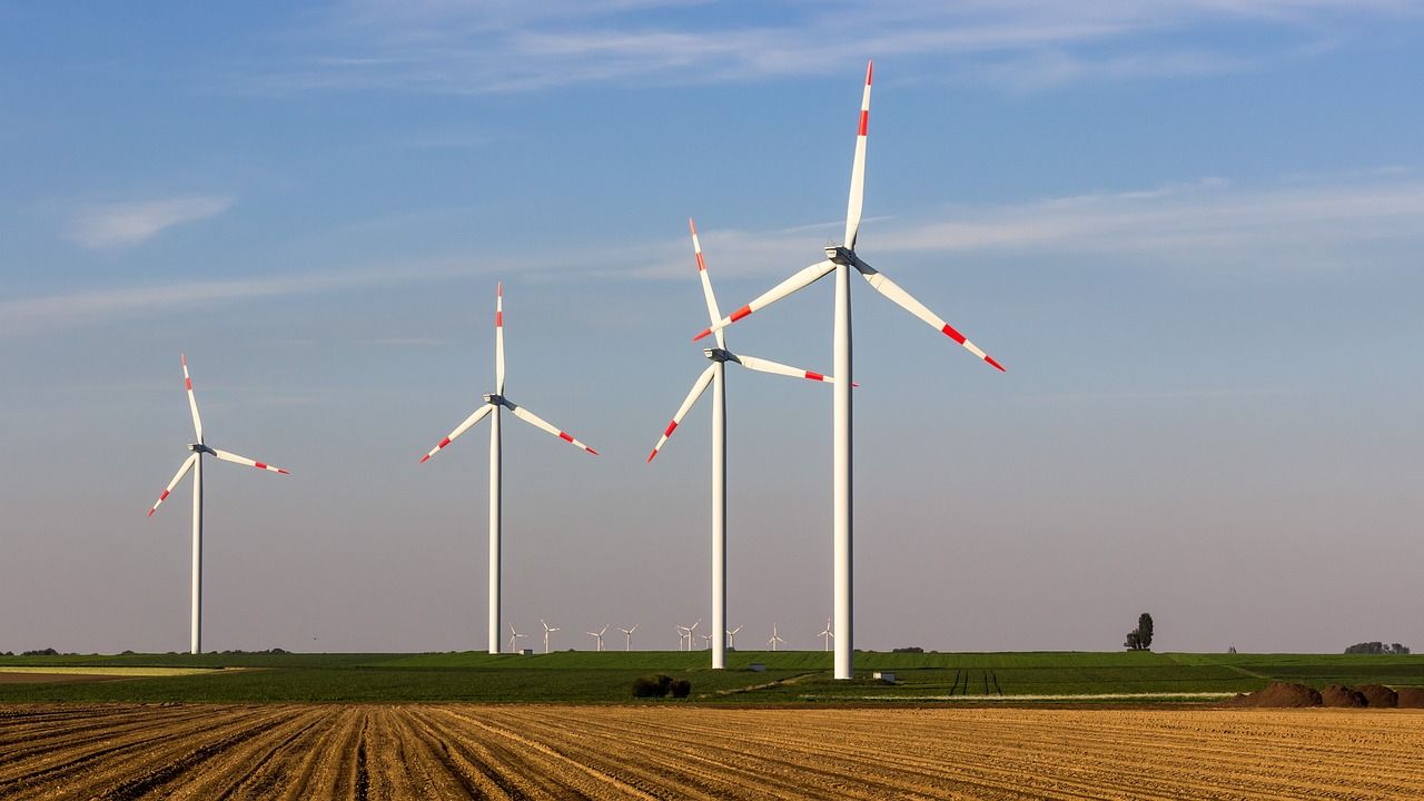 entdecken sie alles rund um die energiewende: aktuelle entwicklungen, nachhaltige lösungen und wie die umstellung auf erneuerbare energien die zukunft gestaltet. informieren sie sich jetzt über chancen und herausforderungen der energy transition.