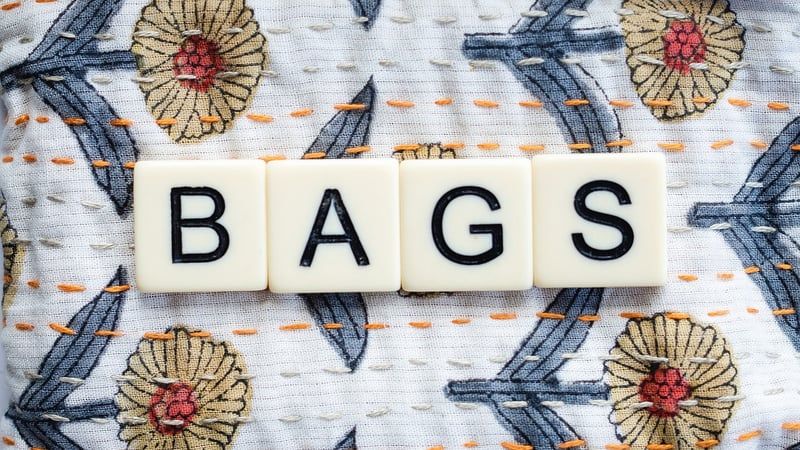Wie kann man nachhaltige Mode mit kleinem Budget kombinieren?